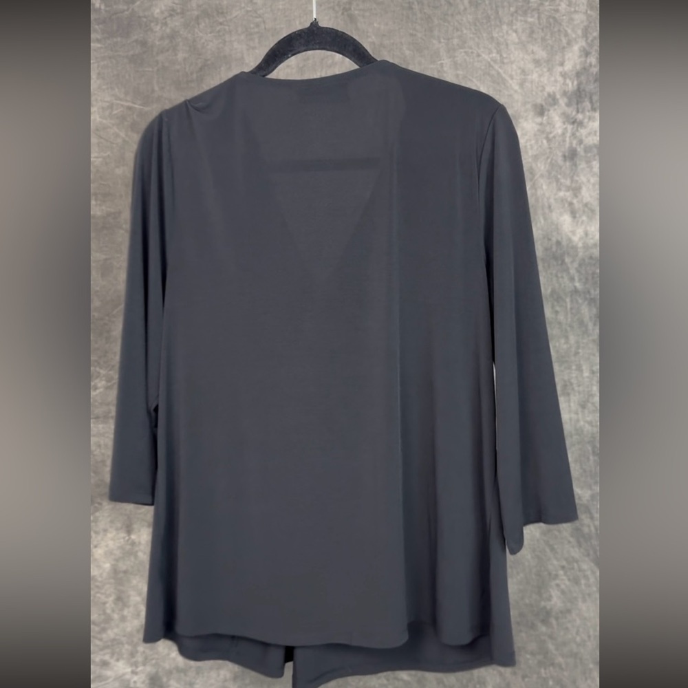 Lane Bryant Black V Neck Blouse 14/16 3/4 Sleeve Stretch Top - Picture 4 of 6